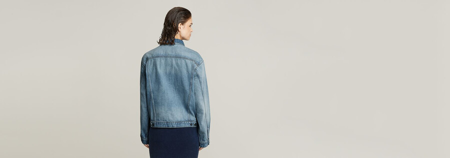 lässige jeansjacke