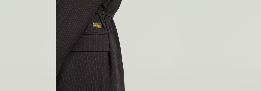 zweireihiger blazer mit gürtel