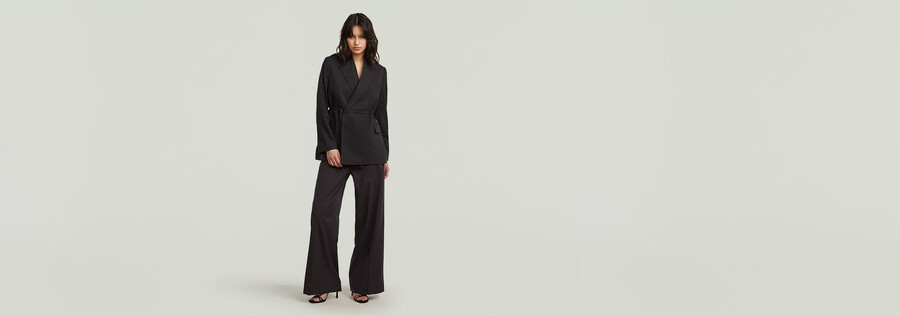 zweireihiger blazer mit gürtel