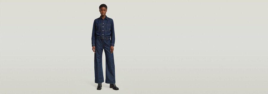 3d-jumpsuit mit gürtel und lockerer passform