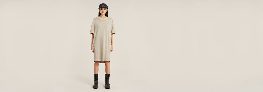 Überfärbtes locker sitzendes t-shirt-kleid mit sattelärmeln