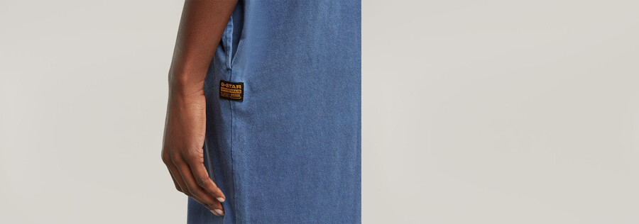 Überfärbtes locker sitzendes t-shirt-kleid mit sattelärmeln