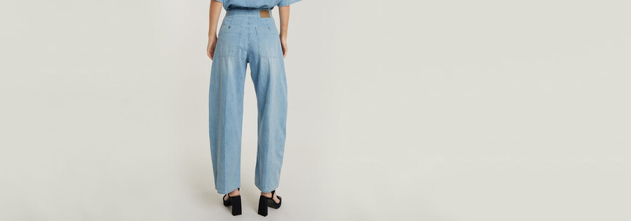 locker sitzende cargo-jeans mit gürtel