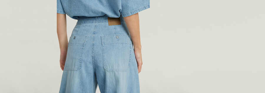 locker sitzende cargo-jeans mit gürtel