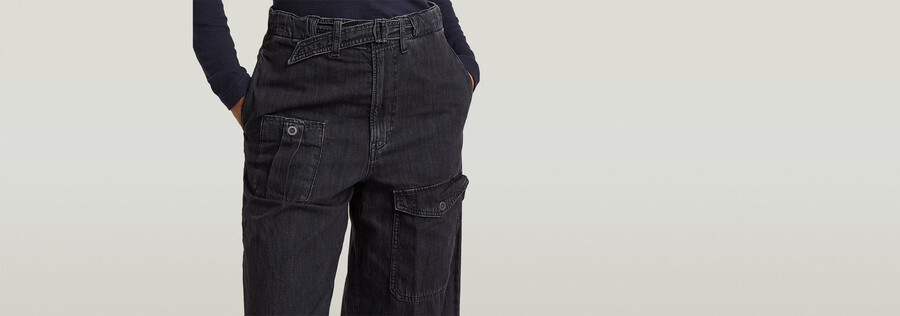 locker sitzende cargo-jeans mit gürtel