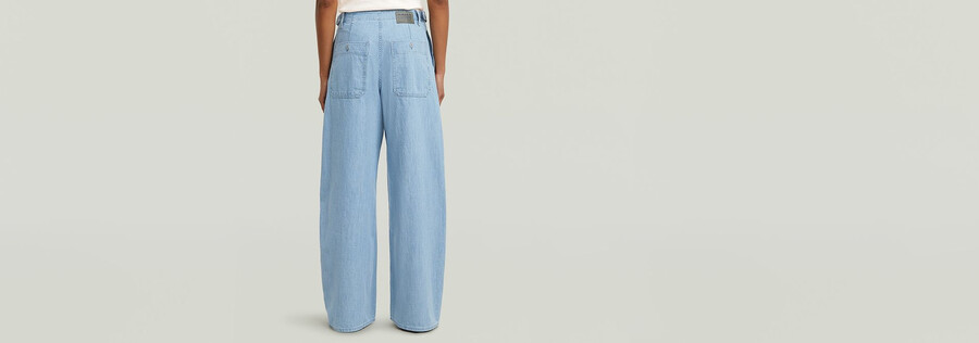 locker sitzende cargo-jeans mit gürtel