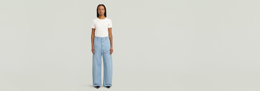 locker sitzende cargo-jeans mit gürtel
