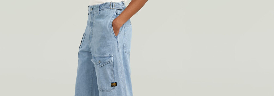 locker sitzende cargo-jeans mit gürtel
