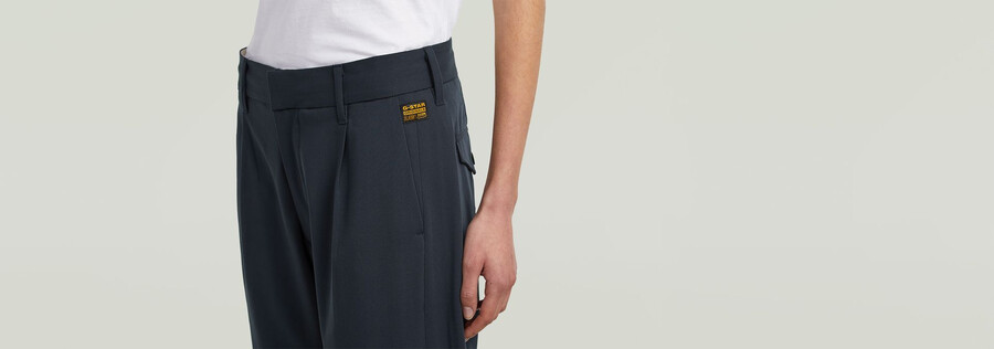 bowey pleated chino