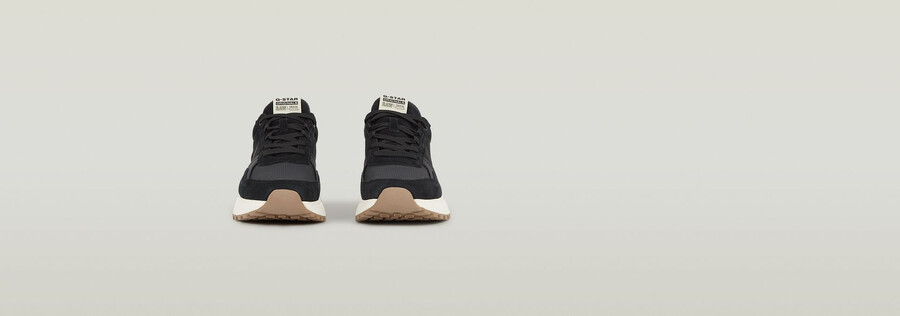 lyn twl sneakers