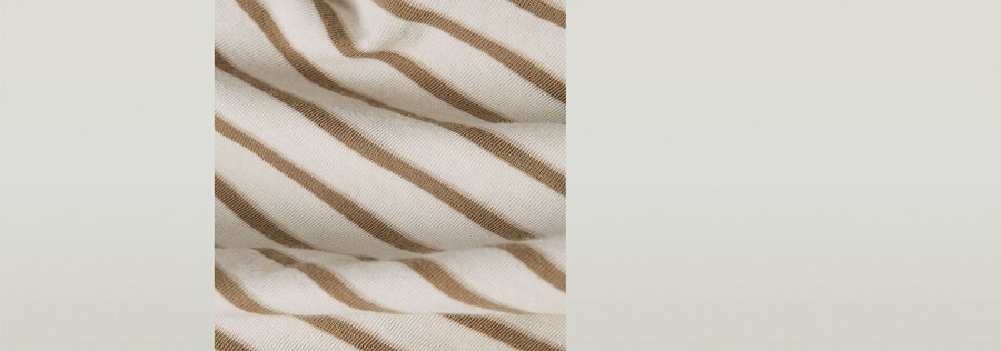 stripe eyben slim v-neck top 2.0