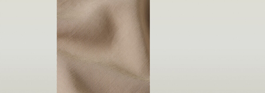 latzkleid