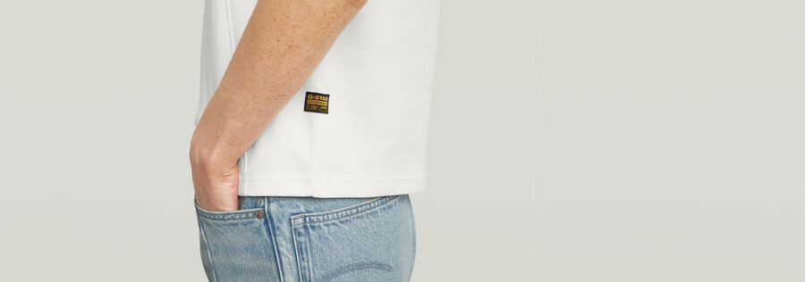 t-shirt mit schriftzug