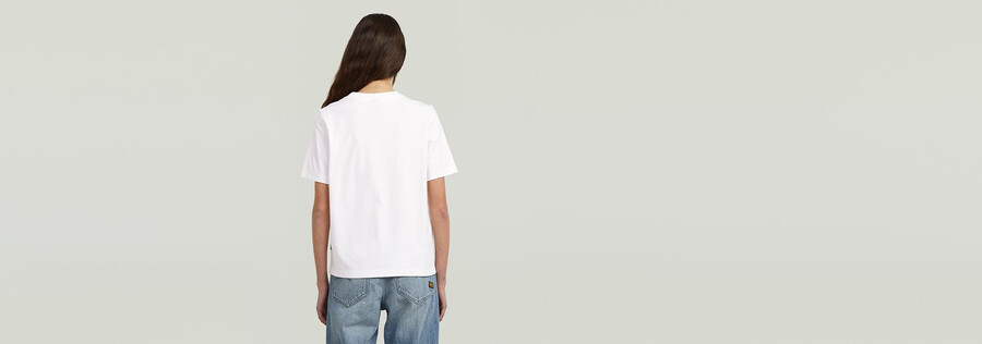 t-shirt mit textgrafik