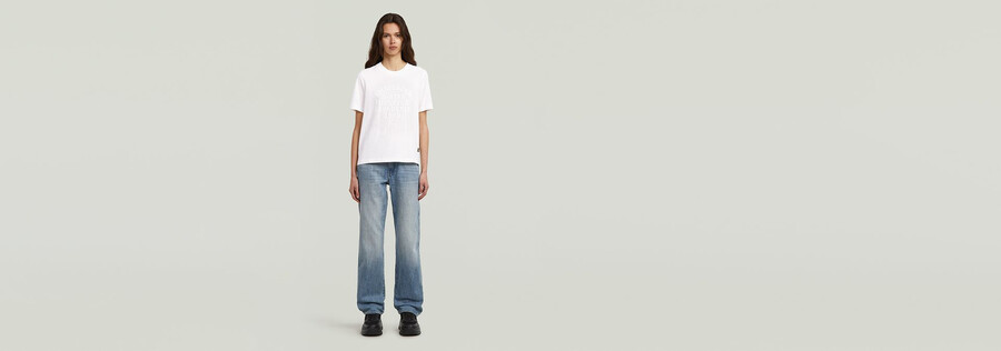 t-shirt mit textgrafik