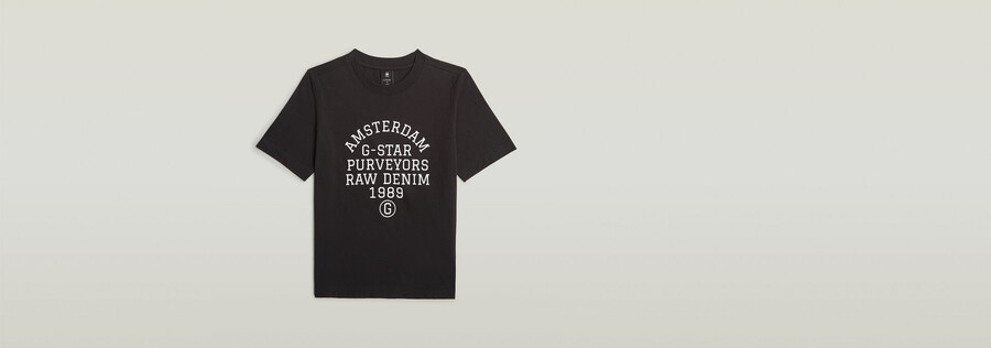 t-shirt mit textgrafik