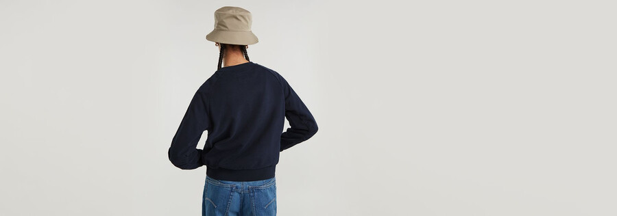 pullover mit Ärmelkonstruktion
