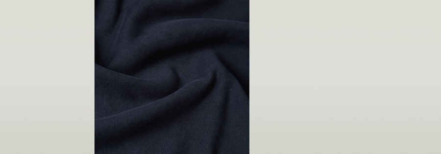 pullover mit Ärmelkonstruktion