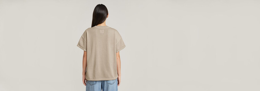 pullover mit überfärbten nahtdetails