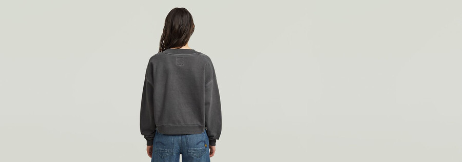 gewaschener lockerer v-pullover