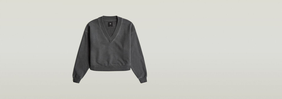 gewaschener lockerer v-pullover