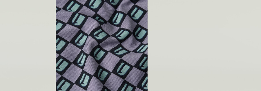 pyjama-set aus t-shirt und shorts