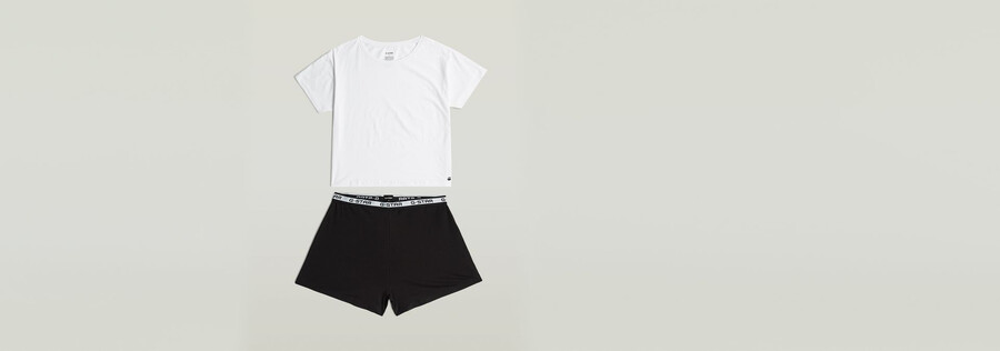 pyjama-set aus t-shirt und shorts