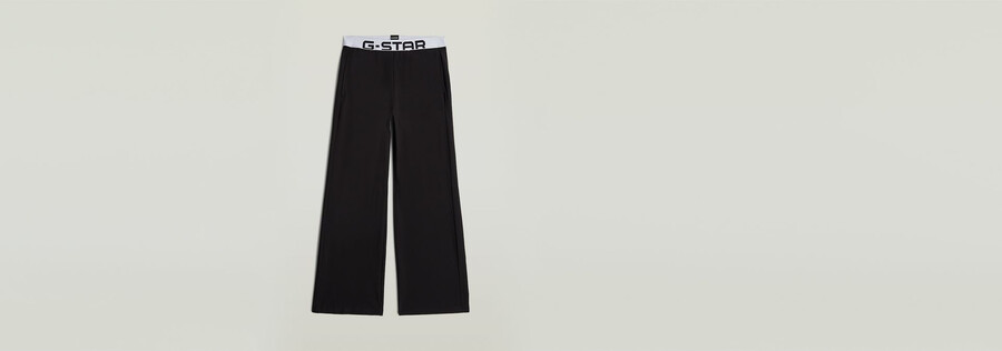 pyjama-set aus t-shirt und hose