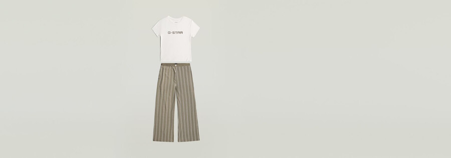 pyjama-set aus t-shirt und weitem hosenbein