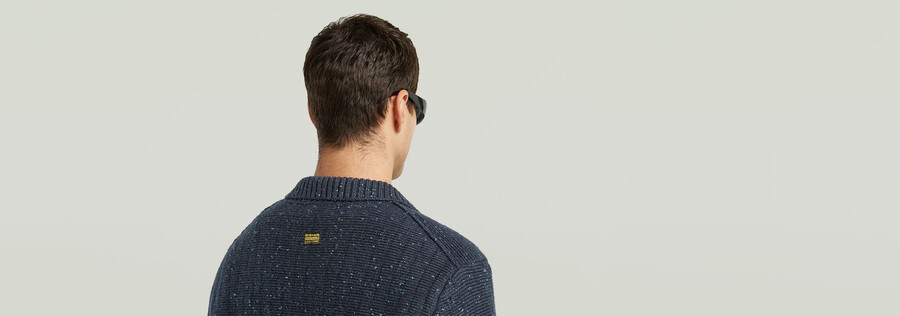 strickpullover mit polokragen und durchgehendem reißverschluss