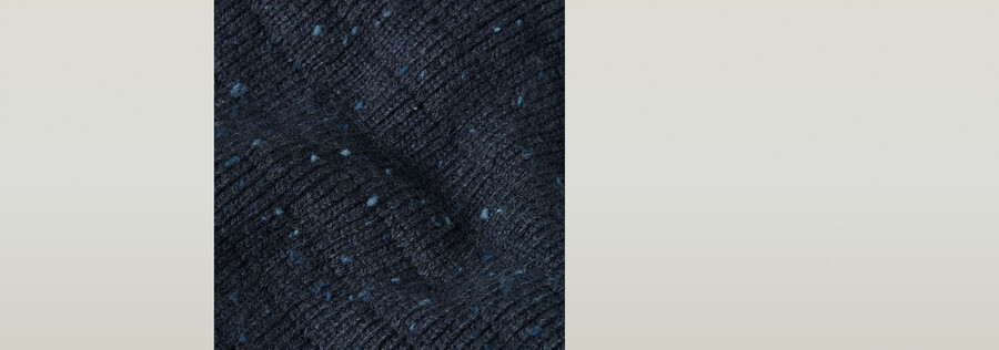 strickpullover mit polokragen und durchgehendem reißverschluss