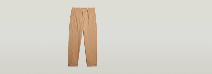 plissierte chino locker geschnitten schmal zulaufend