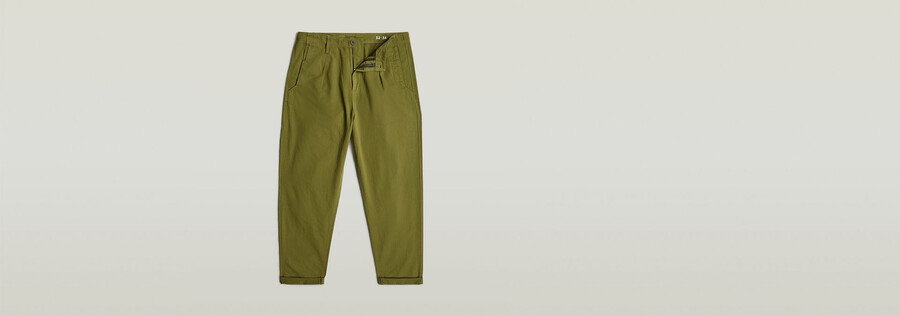 plissierte chino locker geschnitten schmal zulaufend