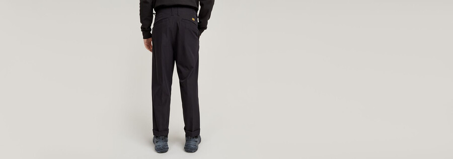 plissierte tech chino relaxed