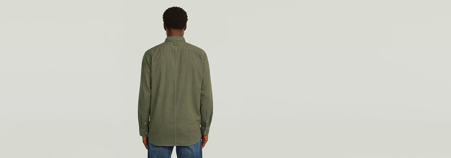 regular shirt mit aufgesetzter tasche