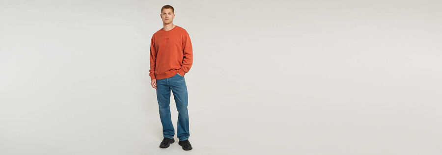 gewaschener lässiger pullover