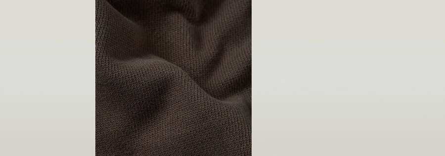 pullover mit halbem reißverschluss aus einem materialmix