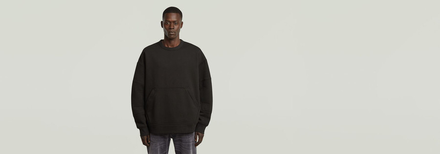 locker geschnittener pullover