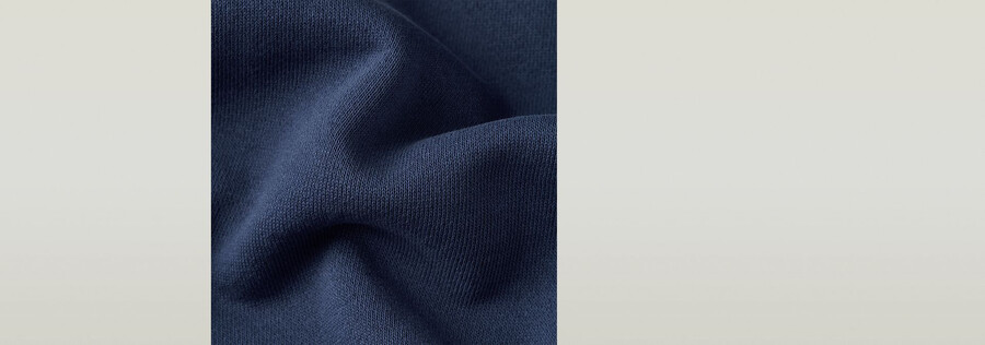 mn premium relaxed sweater