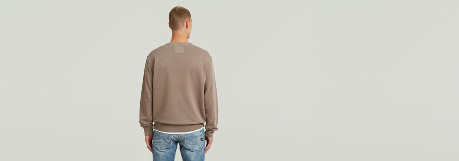 logo-overdyed-pullover