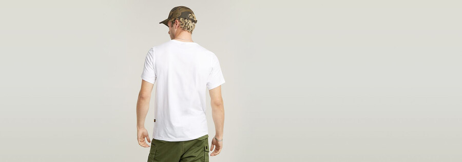 slim base t-shirt
