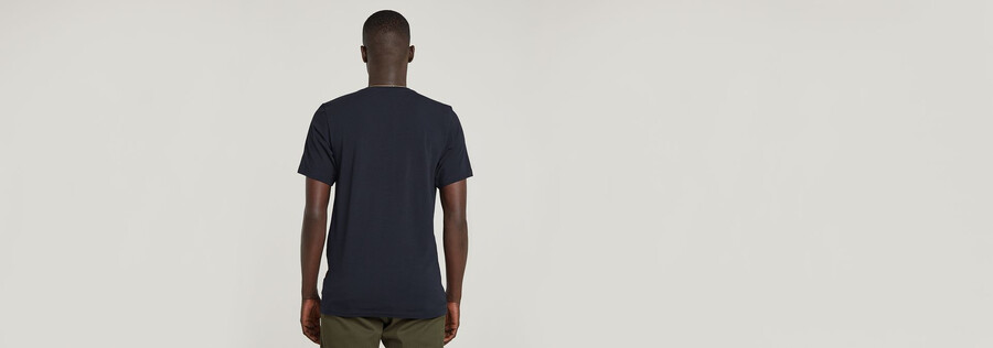 slim base t-shirt