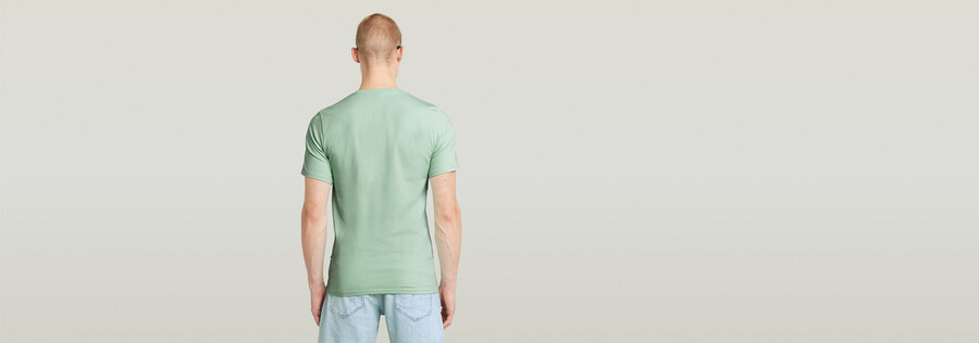 slim base t-shirt