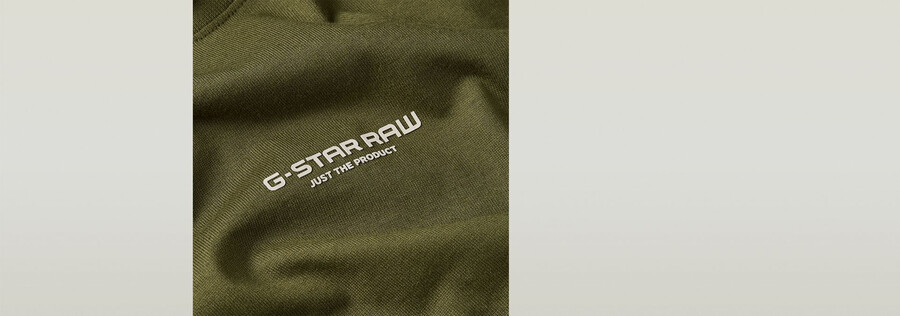 kastenförmiges t-shirt mit mittelschulterausschnitt