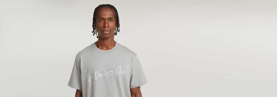 lockeres t-shirt mit g-schriftzug von flock
