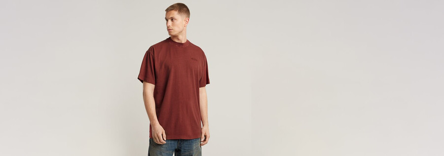 lockeres t-shirt mit pigmentfärbung
