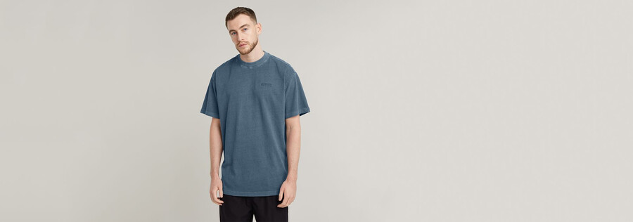 lockeres t-shirt mit pigmentfärbung