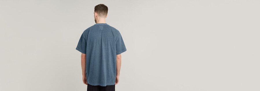 lockeres t-shirt mit pigmentfärbung