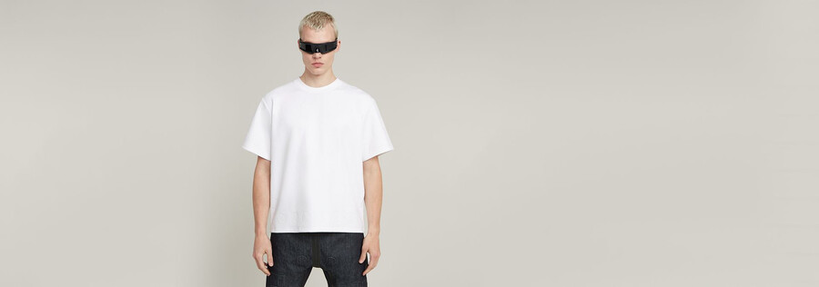 wvb unisex boxy tee