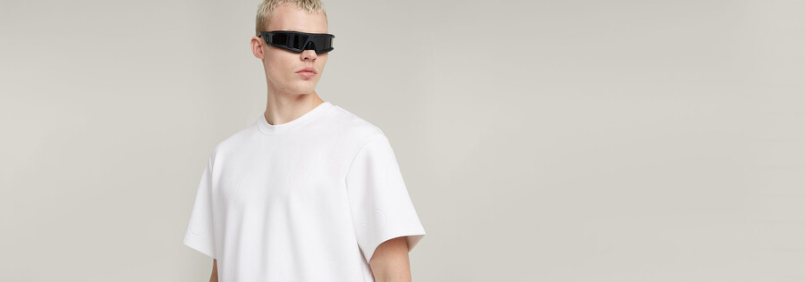 wvb unisex boxy tee